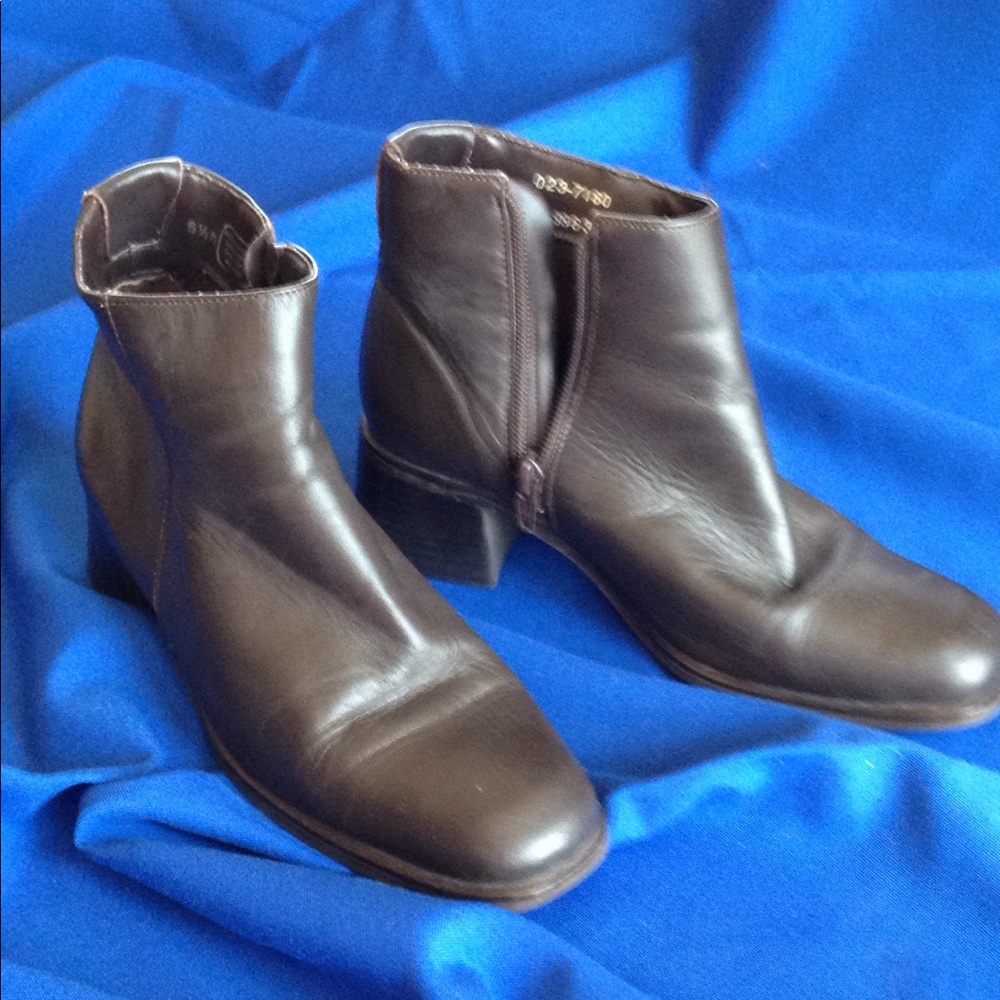 Hunt Club leather booties